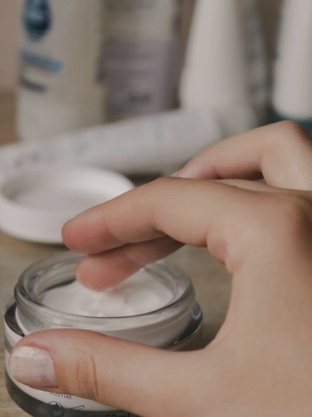 Ceramide Moisturisers for Eczema